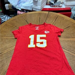 NFL Apparel V-Neck Patrick Mahomes Red Jersey Women's Short Sleeve Tee